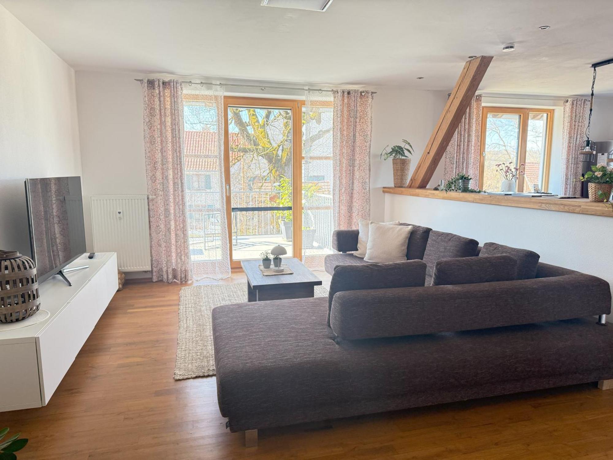 Fe Wo Brunnen - 120 Qm - Ruhige Lage - Viel Natur- Komfortabel - Grosser Balkon Und Garten 메밍겐 외부 사진