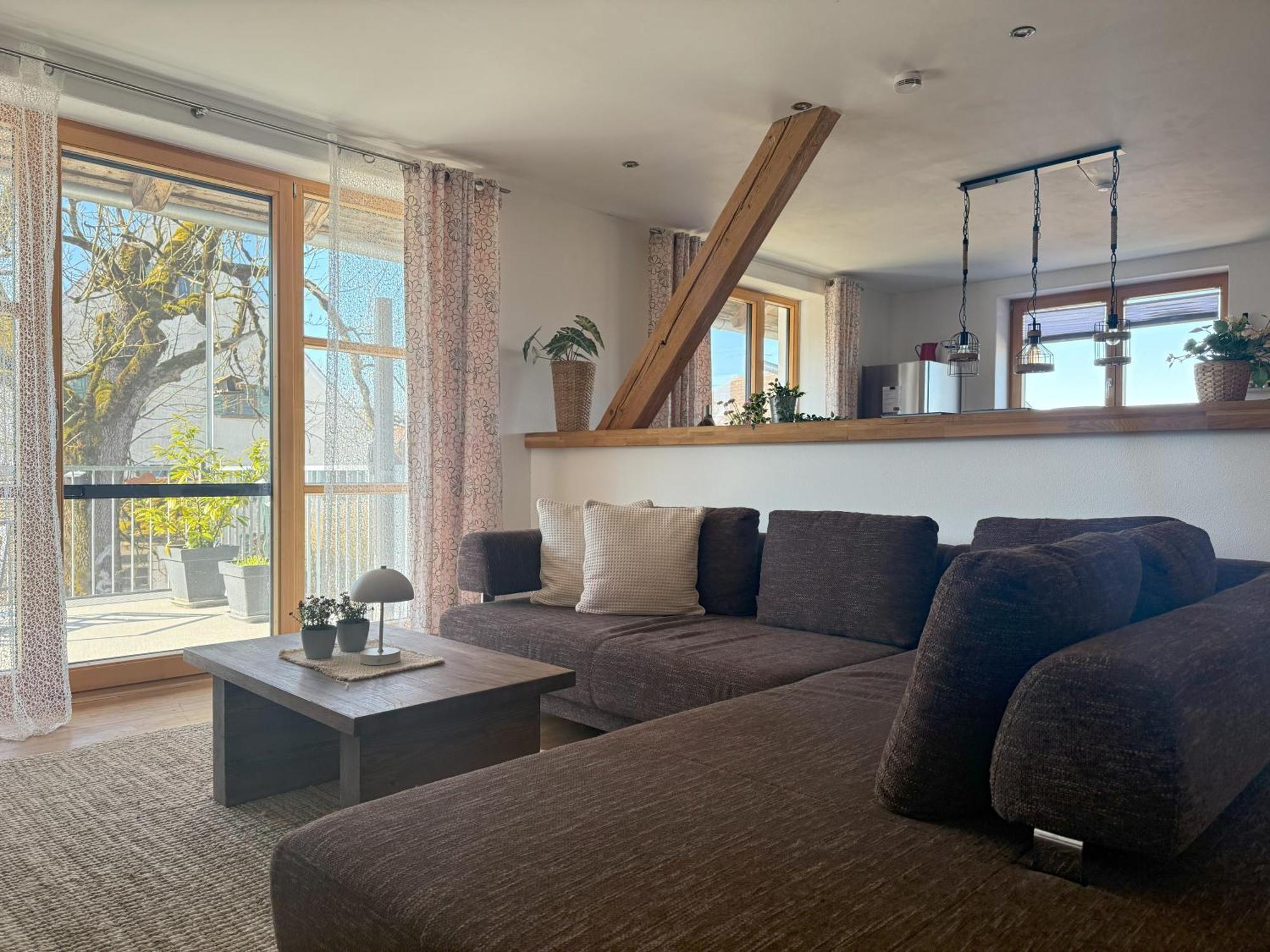 Fe Wo Brunnen - 120 Qm - Ruhige Lage - Viel Natur- Komfortabel - Grosser Balkon Und Garten 메밍겐 외부 사진